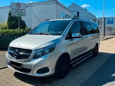 Gebraucht Mercedes V220 163 PS (119 kW) 2015 Silber Van / Kleinbus