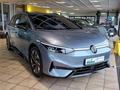 Second-hand VW ID.7 Pro 210 kW (286 CP) 2024 Albastru Break