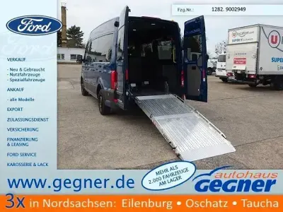Gebraucht VW Crafter 140 PS (102 kW) 2024 Deep ocean blue Van