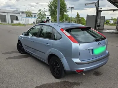 Gebraucht Ford Focus Cabriolet 100 PS (73 kW) 2007 Grün Cabrio