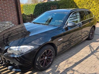 Gebraucht BMW 520 184 PS (135 kW) 2011 Schwarz Kombi