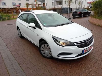 gebraucht Opel Astra Business 1HAND, AHK, NAVI,PDC,SERVICE NUR BEI