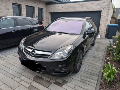 gebraucht Opel Vectra Caravan 1.9 CDTI 110kW - OPC Line 2 Paket