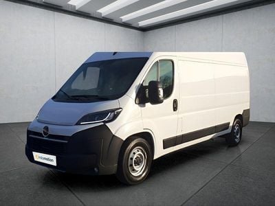Second-hand Opel Movano 140 CP (102 kW) 2024 Alb Van