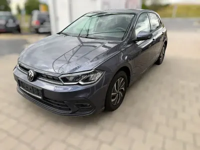 Gebraucht VW Polo Life 95 PS (69 kW) 2022 Grau Kleinwagen