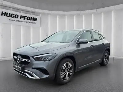 Gebraucht Mercedes GLA200 Progressive 177 PS (130 kW) 2025 Grau SUV