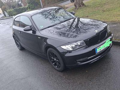 Gebraucht BMW 116 140 PS (102 kW) 2009 Schwarz Kleinwagen