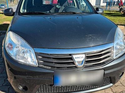 Second-hand Dacia Sandero 75 CP (55 kW) 2009 Negru Hatchback