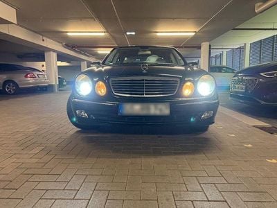 Mercedes E240