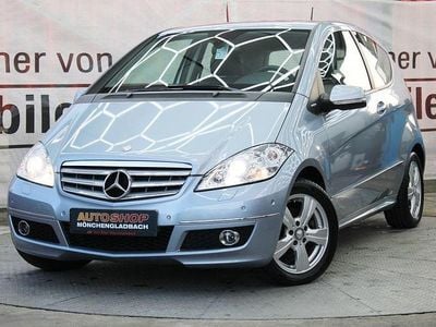 Usata Mercedes A200 136 CV (100 kW) 2009 Blu Berlina