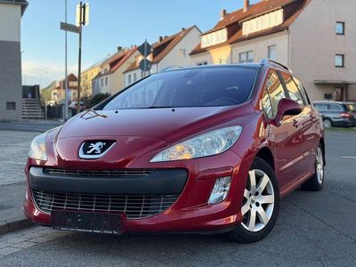 Gebraucht Peugeot 308 SW Family 111 PS (81 kW) 2011 Rot Kombi