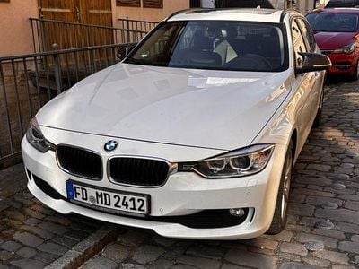 Gebraucht BMW 320 Luxury Line 184 PS (135 kW) 2013 Weiß Kombi
