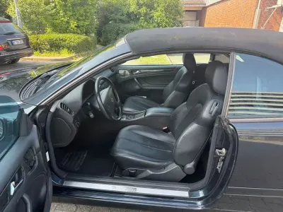 Gebraucht Mercedes CLK320 Avantgarde 218 PS (160 kW) 2001 Blau Cabrio