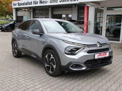 Artensegrau (metallic) Gebraucht 2024 Citroën C4 Limousine | 16.400 € (Guter Preis)