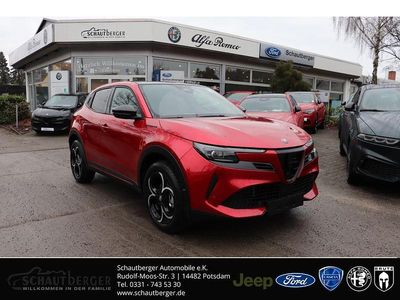 Gebraucht Alfa Romeo Junior Edizione Speciale 145 PS (106 kW) 2026 Rosso brera, metallic 3schich SUV