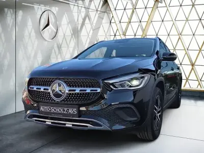 Gebraucht Mercedes GLA180 Progressive 116 PS (85 kW) 2022 Schwarz SUV