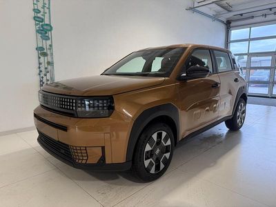 Neu Fiat Grande Panda Icon 110 PS (80 kW) 2025 724 luna bronze Kleinwagen