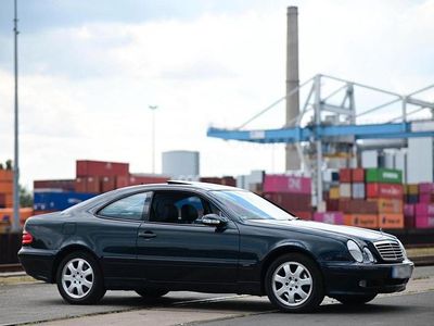 Second-hand Mercedes CLK230 197 CP (144 kW) 2000 Negru Coupe