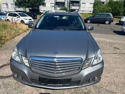 Mercedes E220