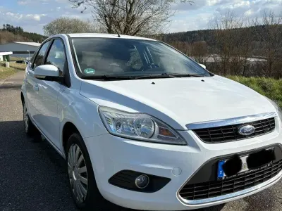 Gebraucht Ford Focus 116 PS (85 kW) 2009 Weiß Limousine