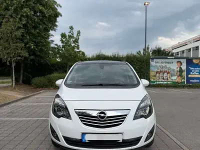 Gebraucht Opel Meriva Innovation 140 PS (102 kW) 2011 Weiß Van / Kleinbus
