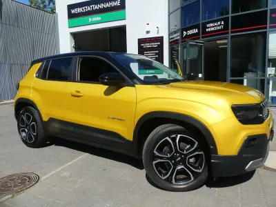 Gebraucht Jeep Avenger EV Summit 114 kW (156 PS) 2023 Gold SUV