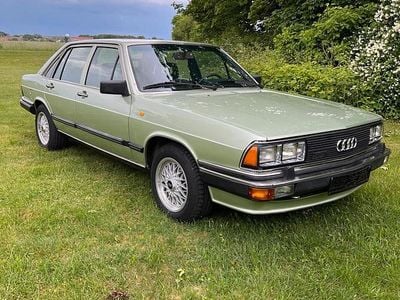 Usado Audi 200 170 HP (125 kW) 1981 Verde Sedan