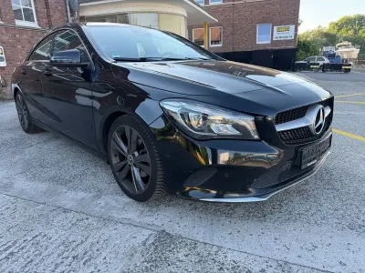 Gebraucht Mercedes CLA180 122 PS (89 kW) 2018 Schwarz Limousine