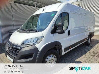 Second-hand Opel Movano 165 CP (121 kW) 2024 Alb Van