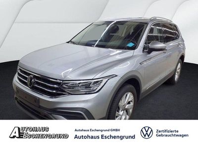 Pyrite silver met. (metallic) Gebraucht 2024 VW Tiguan Allspace Life SUV | 35.759 € (Fairer Preis)