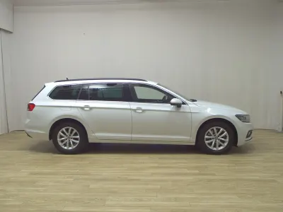 Brugt VW Passat Business 150 HK (110 kW) 2023 Hvid Stationcar