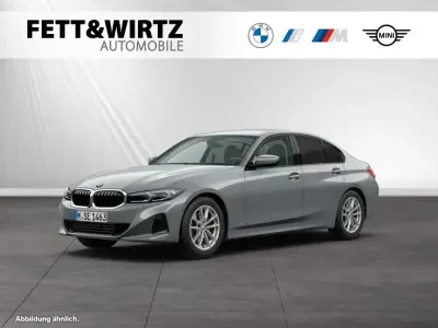 Gebraucht BMW 318 Comfort Edition 150 PS (110 kW) 2025 Skyscraper grau metallic Limousine