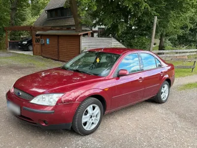 Gebraucht Ford Mondeo 145 PS (106 kW) 2001 Rot Limousine