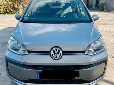 Usata VW up! 60 CV (44 kW) 2018 Argento Utilitaria
