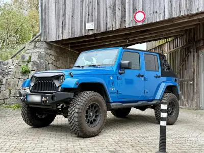 Gebraucht Jeep Wrangler Sahara 286 PS (210 kW) 2016 Blau SUV