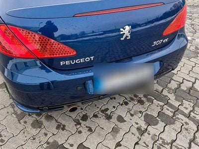 Gebraucht Peugeot 307 CC 138 PS (101 kW) 2004 Blau Cabrio
