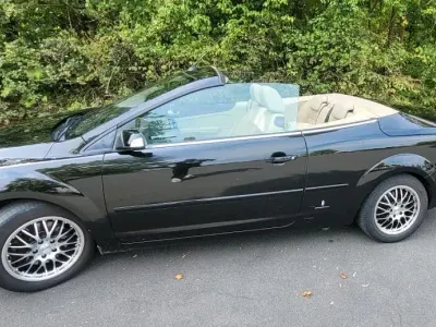 Gebraucht Ford Focus Cabriolet Limited 145 PS (106 kW) 2009 Schwarz Cabrio