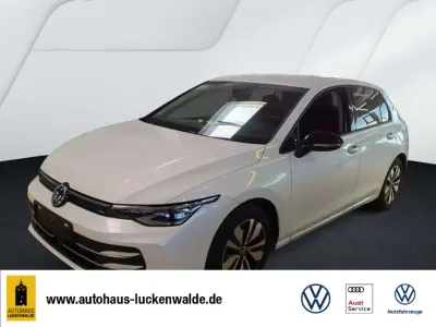 Gebraucht VW Golf VIII Goal 150 PS (110 kW) 2025 Weiß Limousine