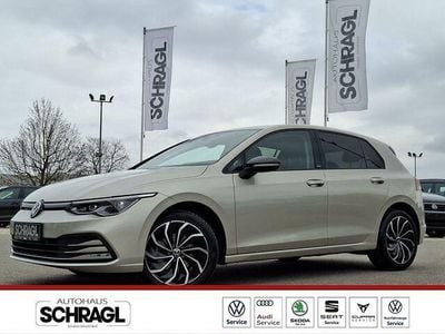 Gebraucht VW Golf VIII Move 131 PS (96 kW) 2023 Silber Kleinwagen