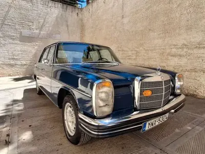 Gebraucht Mercedes W114 131 PS (96 kW) 1972 Blau Limousine