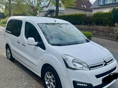 Gebraucht Citroën Berlingo 99 PS (72 kW) 2016 Weiß Van / Kleinbus