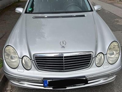 Mercedes E280