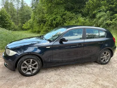 Gebraucht BMW 116 122 PS (89 kW) 2009 Blau Kleinwagen