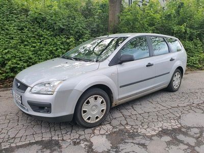 gebraucht Ford Focus Turnier 1,6 klima