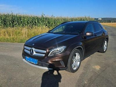 Mercedes GLA200