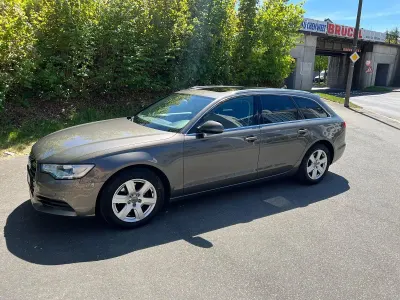 Gebraucht Audi A6 Ambiente 204 PS (150 kW) 2012 Grau Kombi