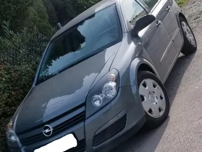 Gebraucht Opel Astra 112 PS (82 kW) 2005 Grau Kleinwagen