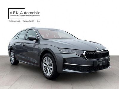 Graphitegrau metallic Gebraucht 2025 Skoda Octavia Selection Kombi | 30.950 € (Guter Preis)