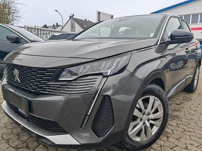 Gebraucht Peugeot 3008 131 PS (96 kW) 2022 Grau SUV