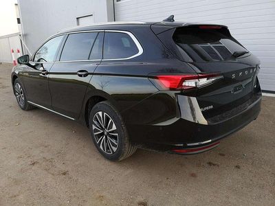 Ebonyschwarz metallic Neu 2025 Skoda Superb Selection Kombi | 43.840 € (Superpreis)